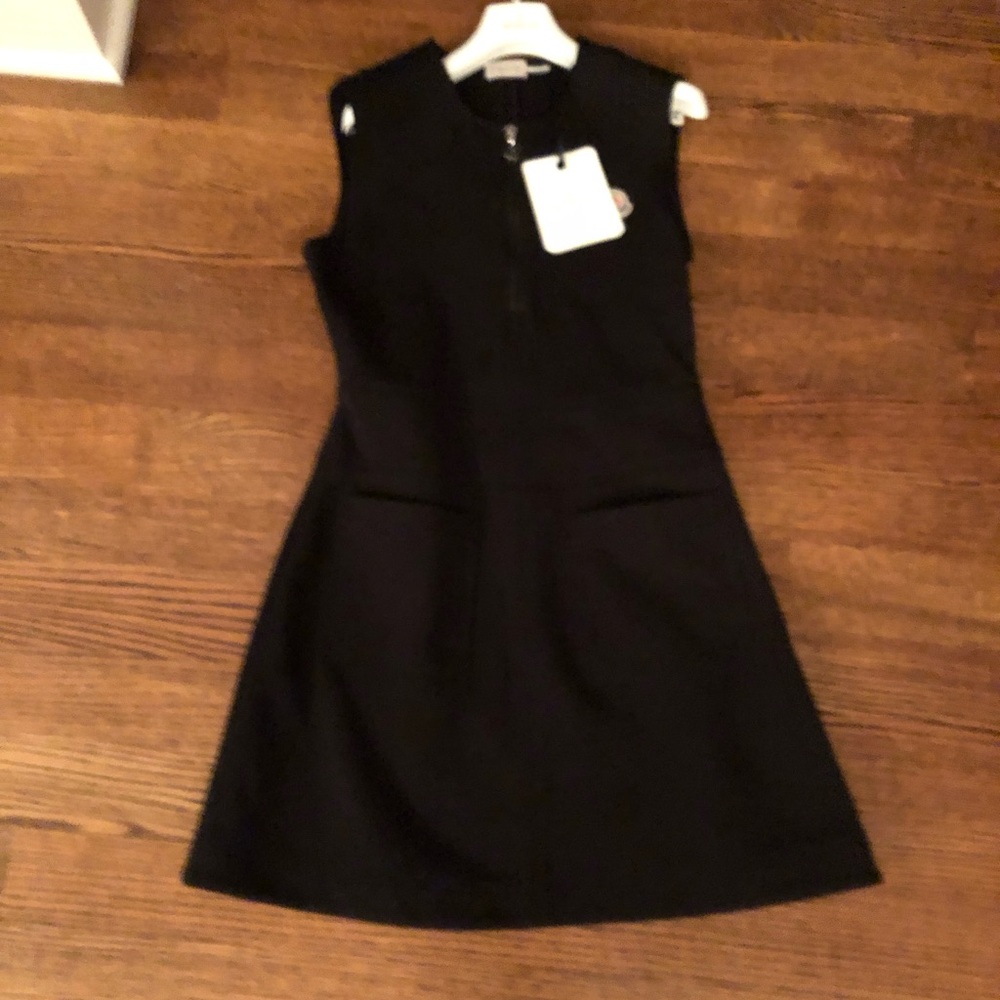 Moncler Shift Dress Size Medium Black - Picture 8 of 10